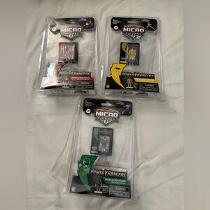 Lot of 3 World's Smallest Mighty Morphin Power Rangers Micro Action Figures